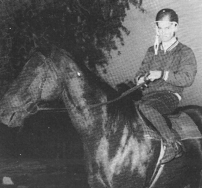 IanS tenhouse and Bororen at Barcaldine in 1983.