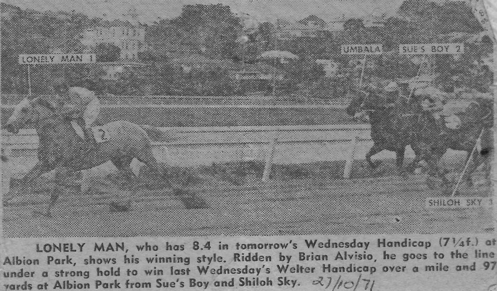 Newspaper image of Lonely Man winning at Albion Park in 1971.